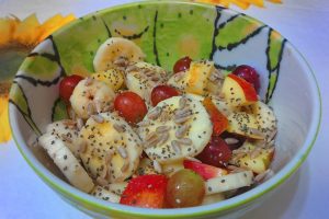 como levar salada de frutas no trabalho
