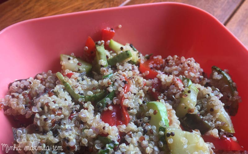 aprenda a fazer salada de ratatouille com quinoa